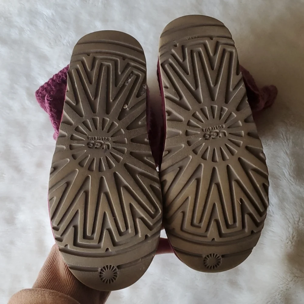 Authentic Ugg Knit Boots Size 6 - Picture 4 of 9